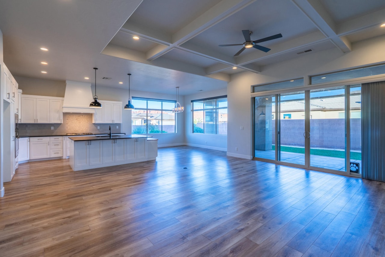 2872 N Kenzies Way Santa Clara, UT 84765 home for sale, MLS#25-267229 - Erika Rogers Photo 25