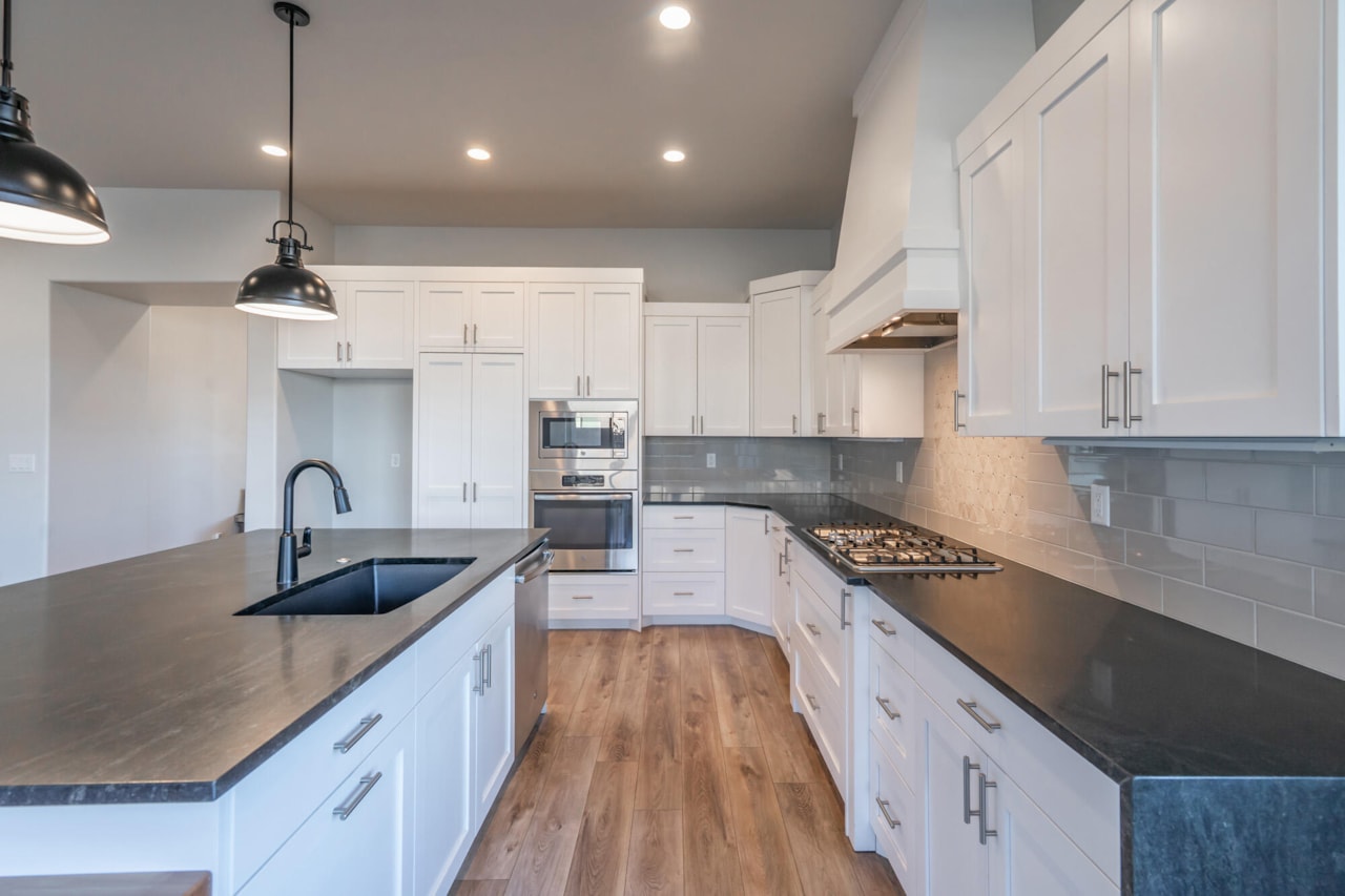 2872 N Kenzies Way Santa Clara, UT 84765 home for sale, MLS#25-267229 - Erika Rogers Photo 35