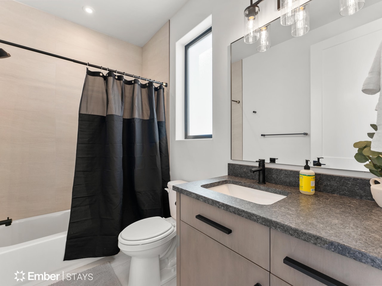 780 W Akoya Pearl ST St George, UT 84790 home for sale, MLS#25-267218 - Erika Rogers Photo 36