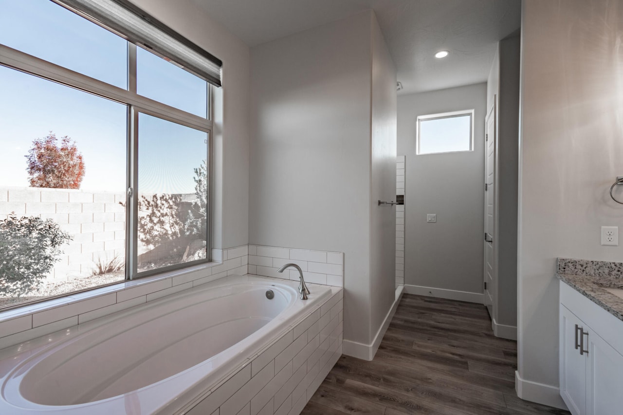 2872 N Kenzies Way Santa Clara, UT 84765 home for sale, MLS#25-267229 - Erika Rogers Photo 47