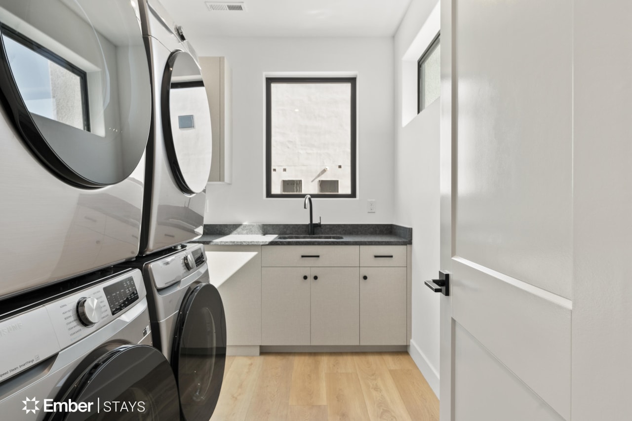 780 W Akoya Pearl ST St George, UT 84790 home for sale, MLS#25-267218 - Erika Rogers Photo 37