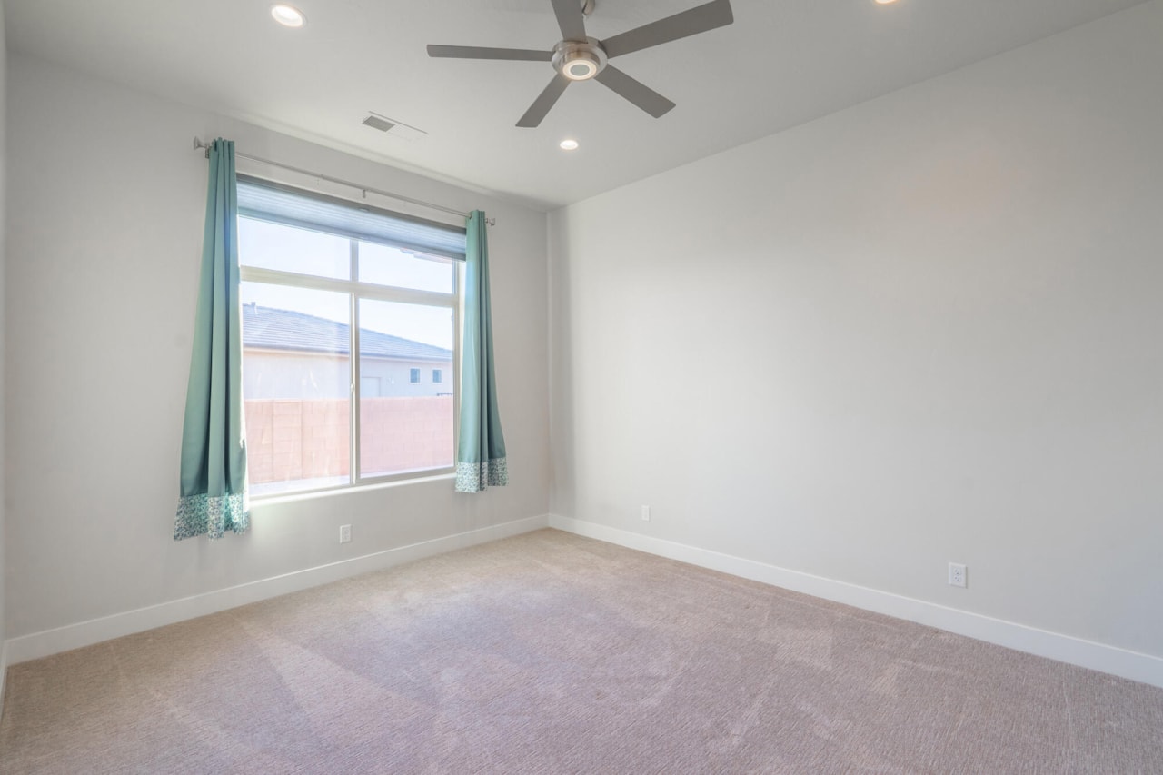 2872 N Kenzies Way Santa Clara, UT 84765 home for sale, MLS#25-267229 - Erika Rogers Photo 55