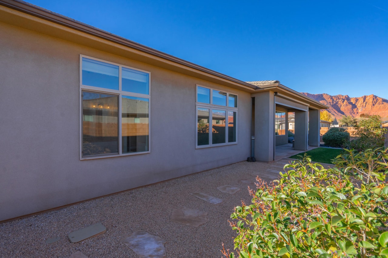 2872 N Kenzies Way Santa Clara, UT 84765 home for sale, MLS#25-267229 - Erika Rogers Photo 72