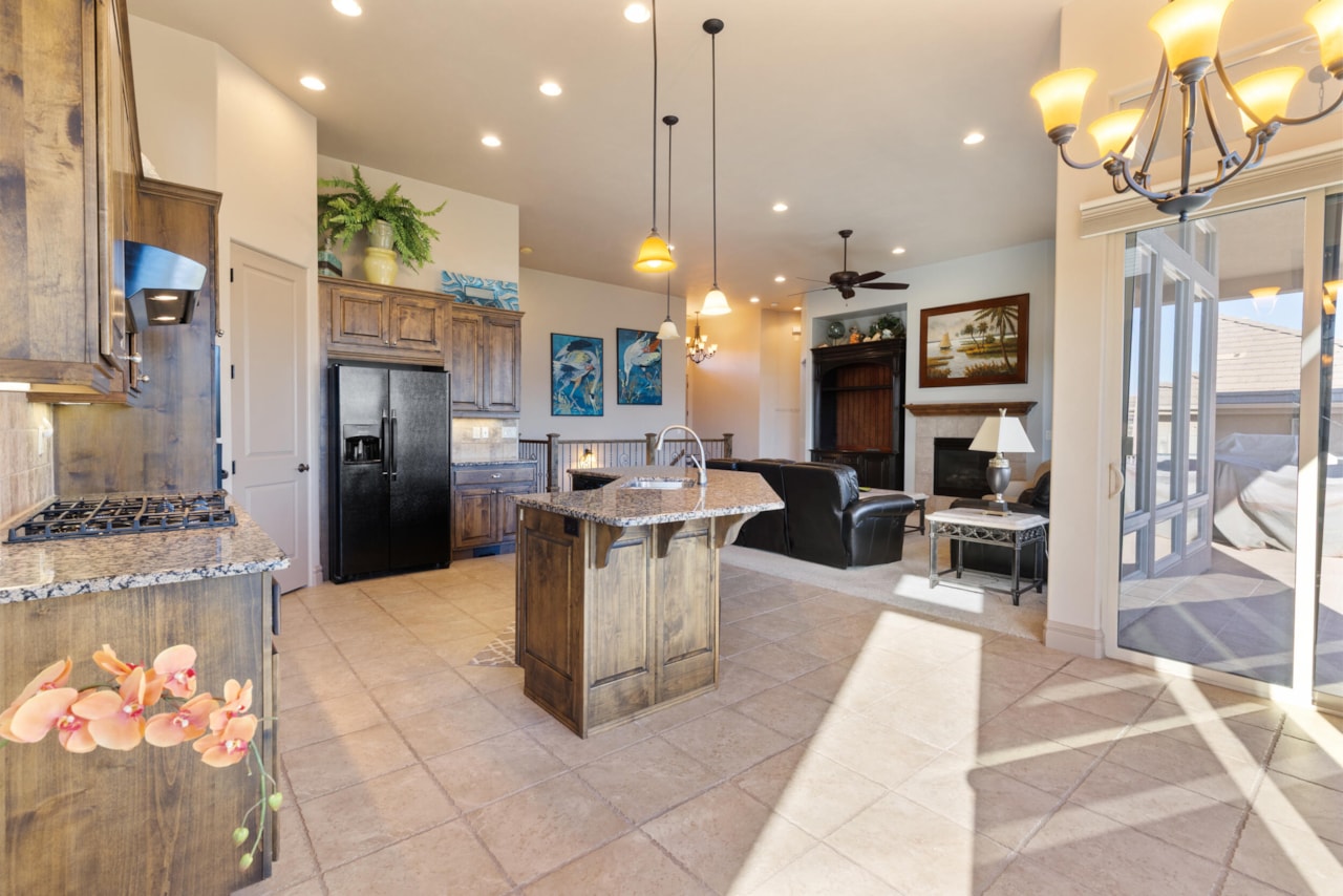 221 N Emeraud #11 St George, UT 84770 home for sale, MLS#25-267241 - Erika Rogers Photo 8