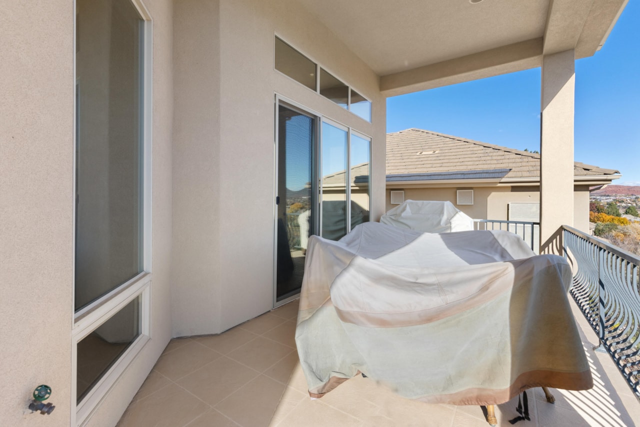 221 N Emeraud #11 St George, UT 84770 home for sale, MLS#25-267241 - Erika Rogers Photo 13