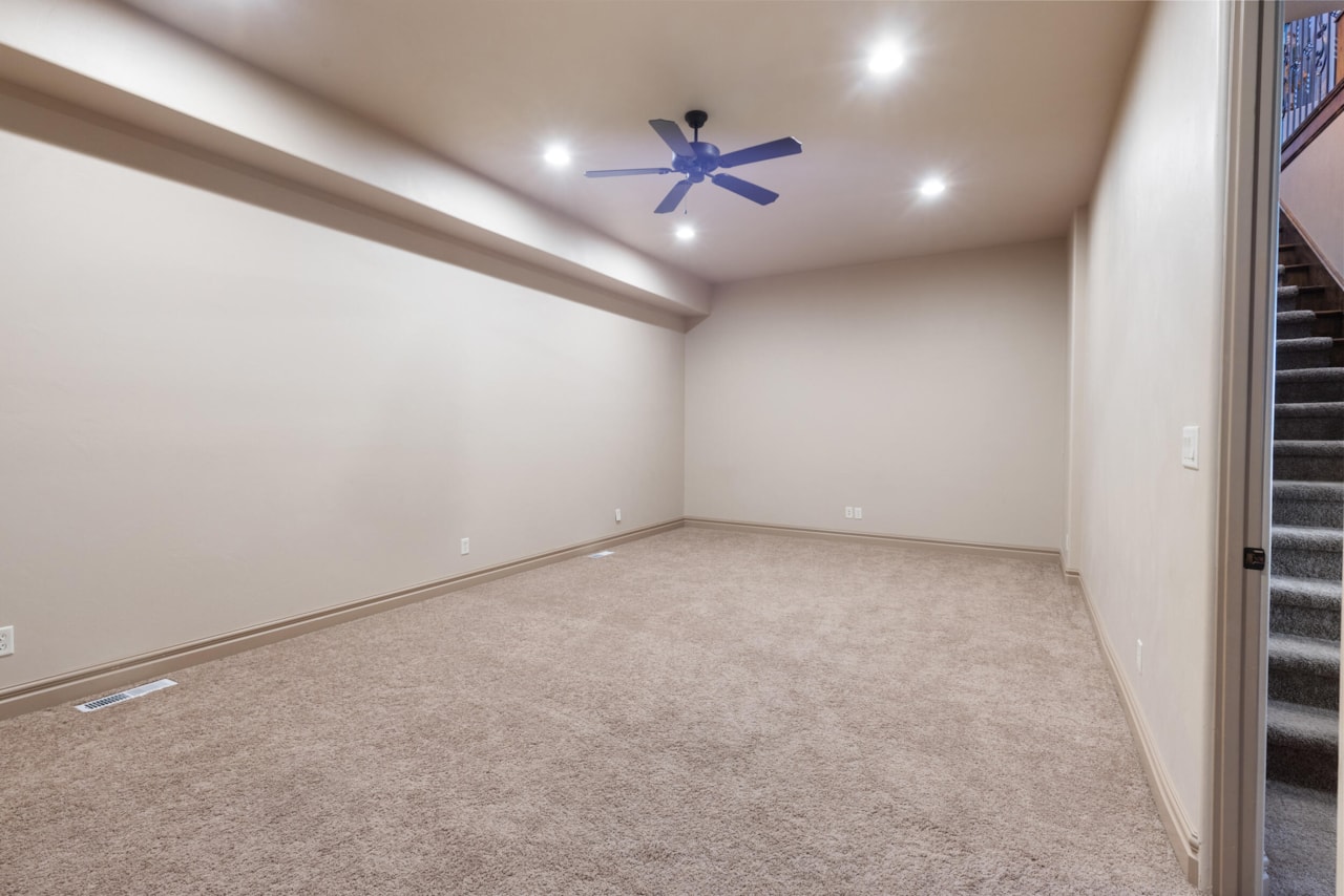 221 N Emeraud #11 St George, UT 84770 home for sale, MLS#25-267241 - Erika Rogers Photo 25