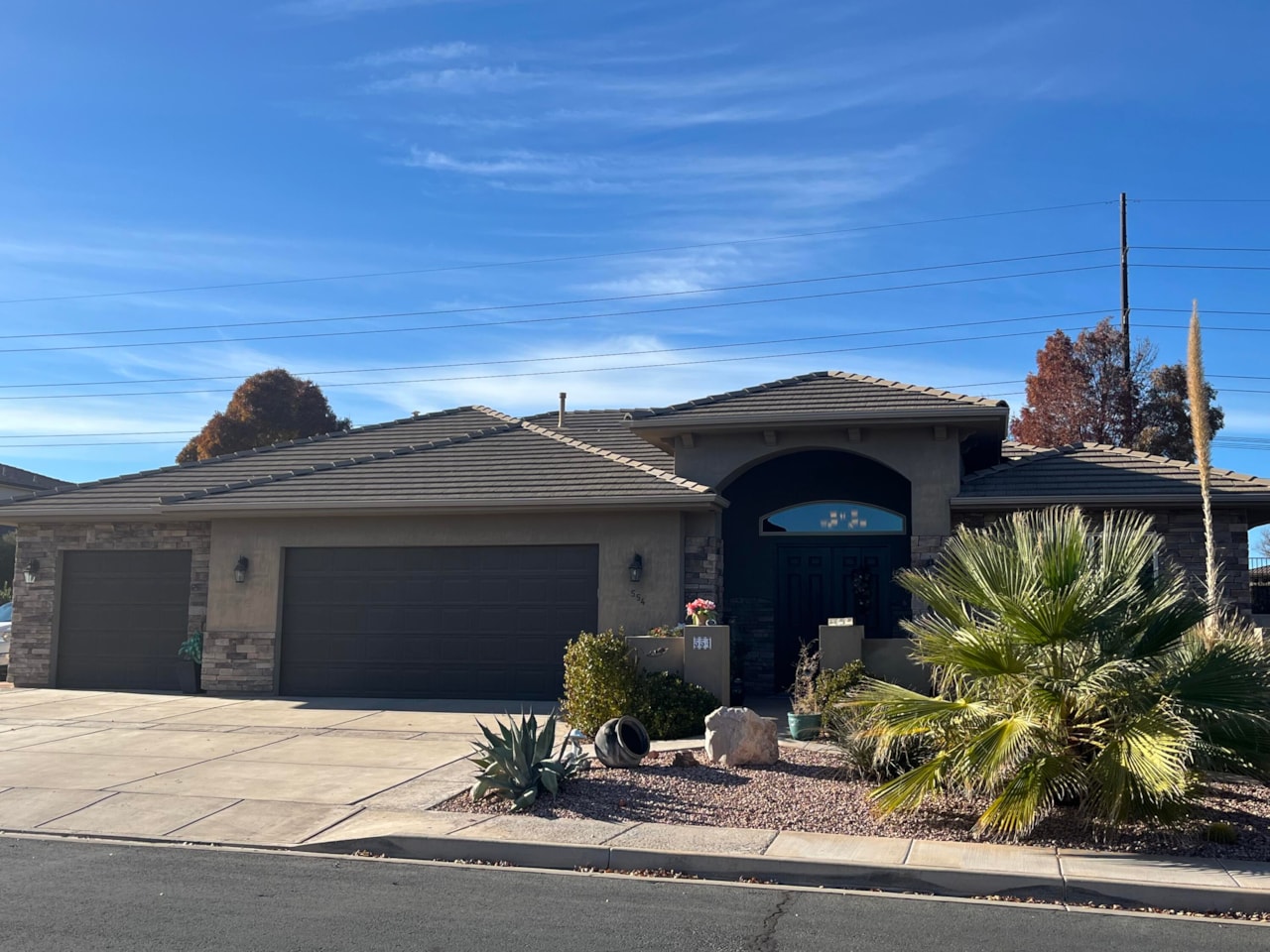 554 S Rainier DR St George, UT 84770 home for sale, MLS#25-267198 - Erika Rogers Photo 4