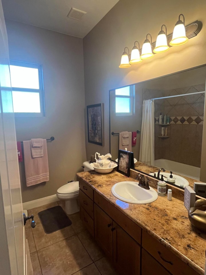 554 S Rainier DR St George, UT 84770 home for sale, MLS#25-267198 - Erika Rogers Photo 37