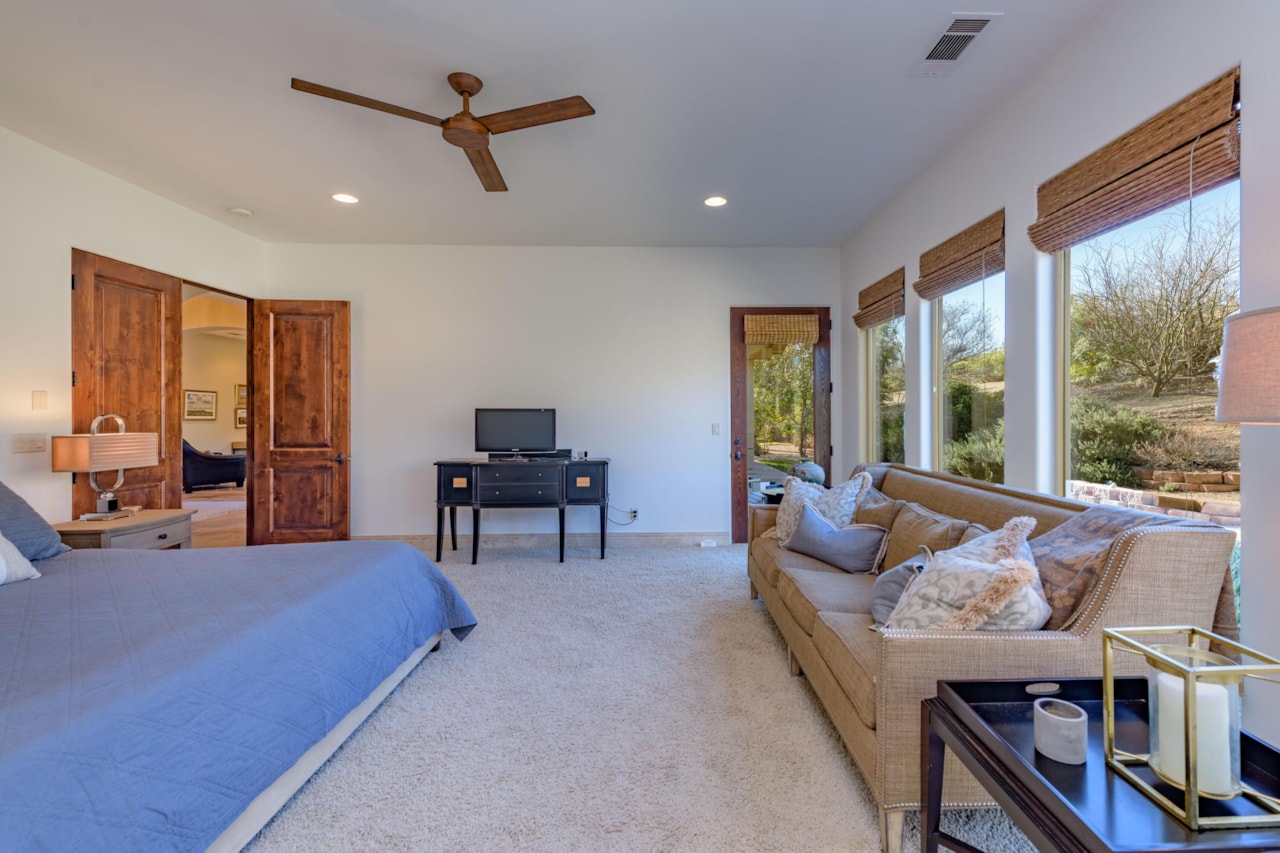 319 N Lost Creek DR St George, UT 84770 home for sale, MLS#25-266208 - Erika Rogers Photo 19