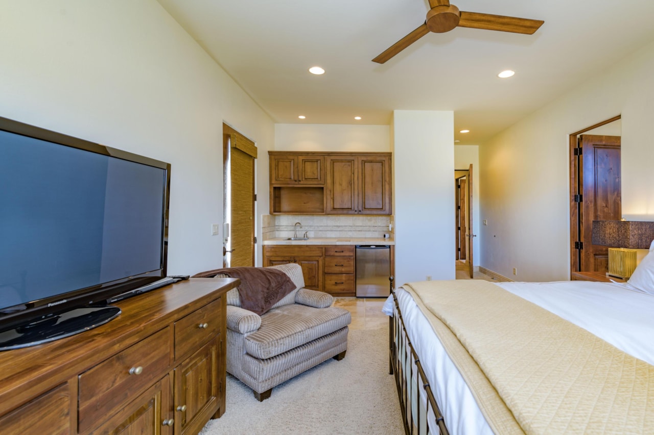 319 N Lost Creek DR St George, UT 84770 home for sale, MLS#25-266208 - Erika Rogers Photo 31