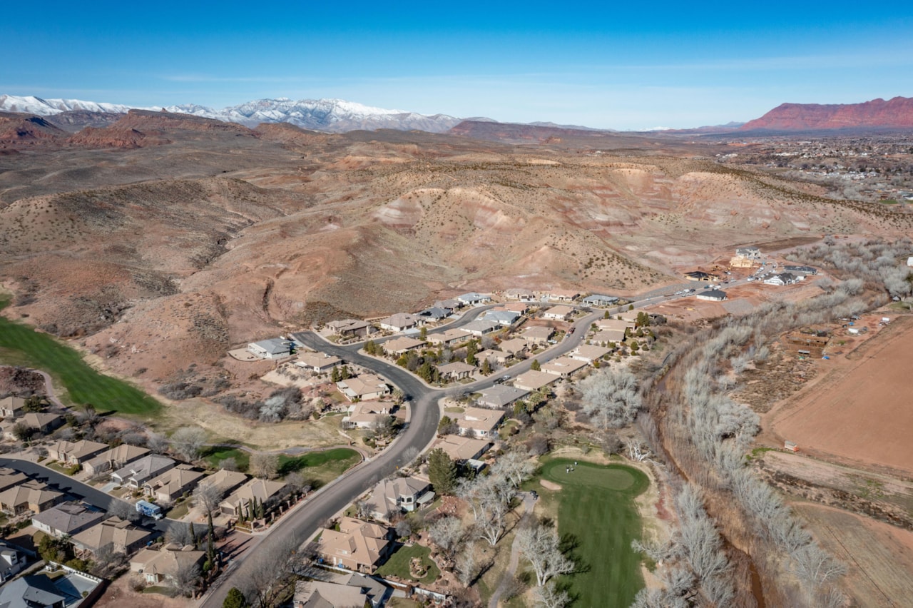 319 N Lost Creek DR St George, UT 84770 home for sale, MLS#25-266208 - Erika Rogers Photo 47