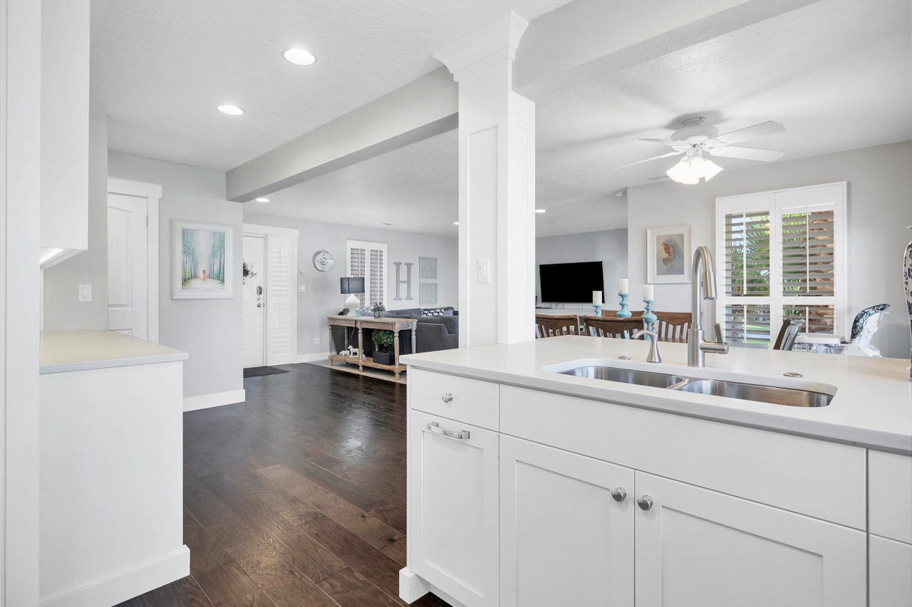 1845 W Canyon View #1502 St George, UT 84770 condo for sale, MLS#25-267249 - Erika Rogers Photo 8