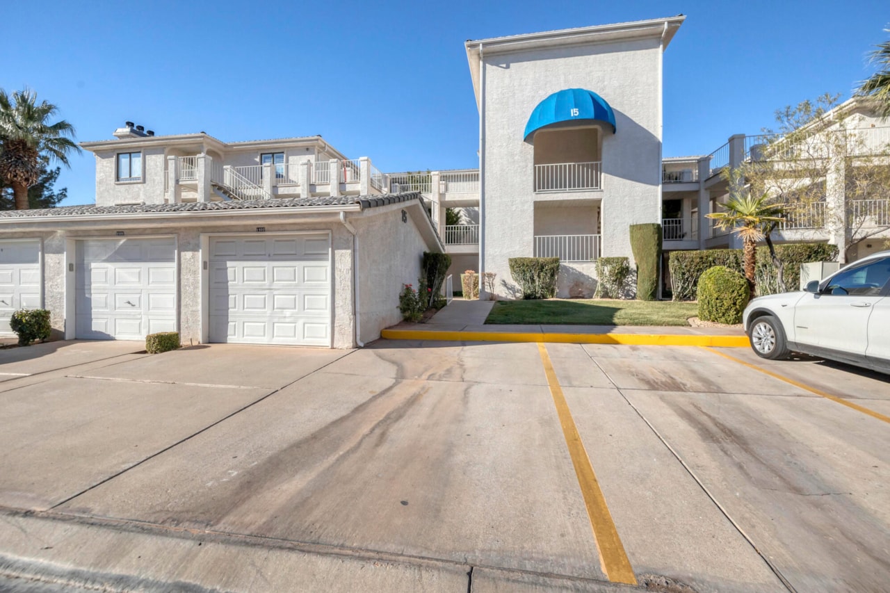 1845 W Canyon View #1502 St George, UT 84770 condo for sale, MLS#25-267249 - Erika Rogers Photo 21