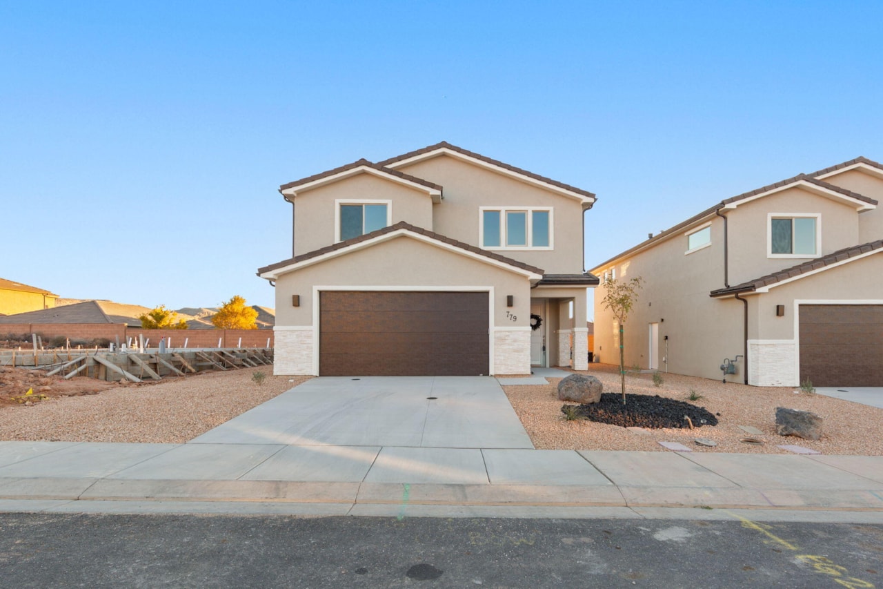 779 W 430  N Hurricane, UT 84737 home for sale, MLS#25-267247 - Erika Rogers