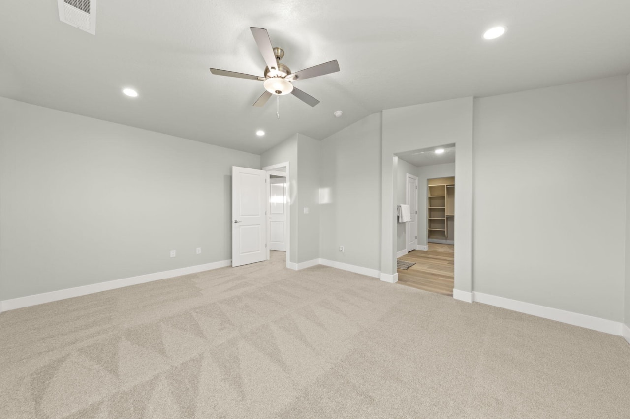 779 W 430  N Hurricane, UT 84737 home for sale, MLS#25-267247 - Erika Rogers Photo 11