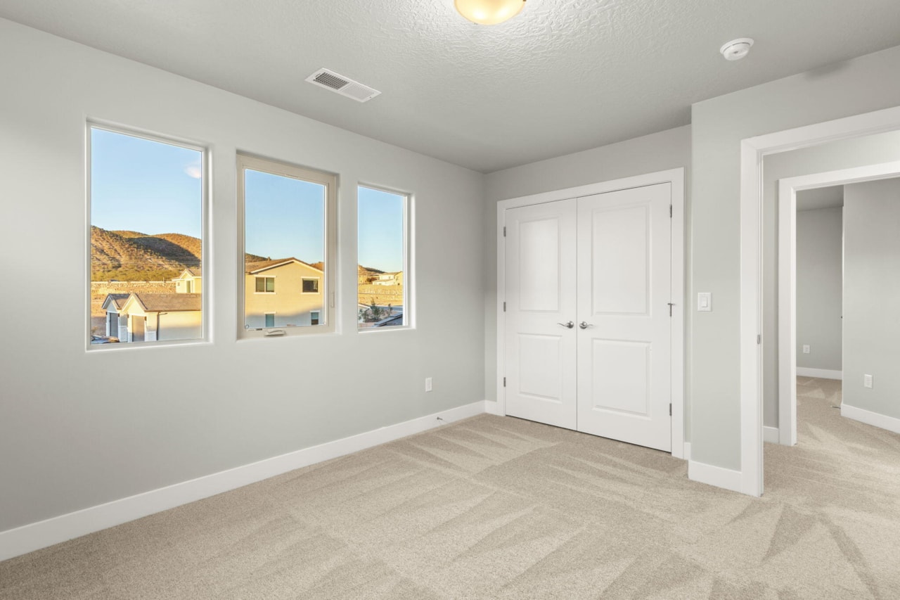 779 W 430  N Hurricane, UT 84737 home for sale, MLS#25-267247 - Erika Rogers Photo 16