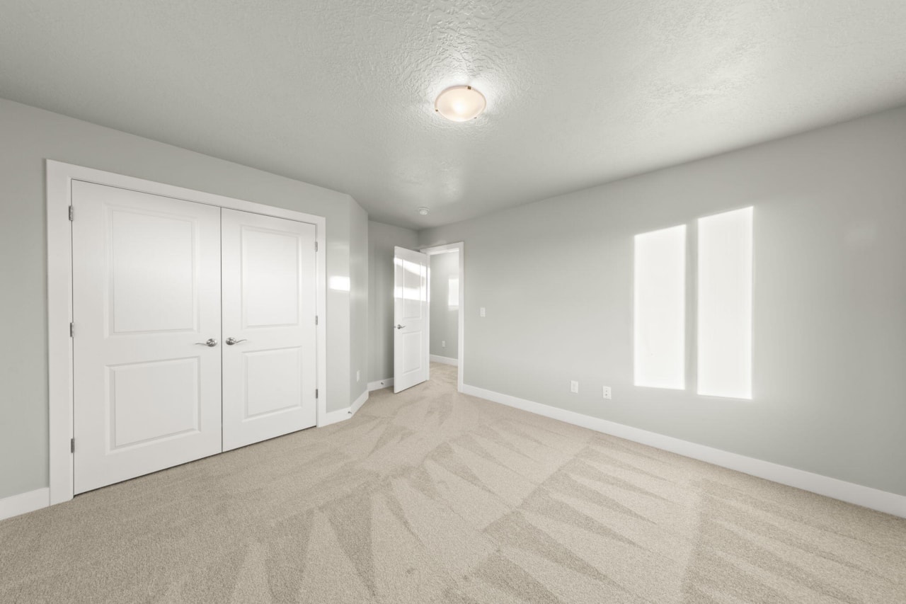 779 W 430  N Hurricane, UT 84737 home for sale, MLS#25-267247 - Erika Rogers Photo 18