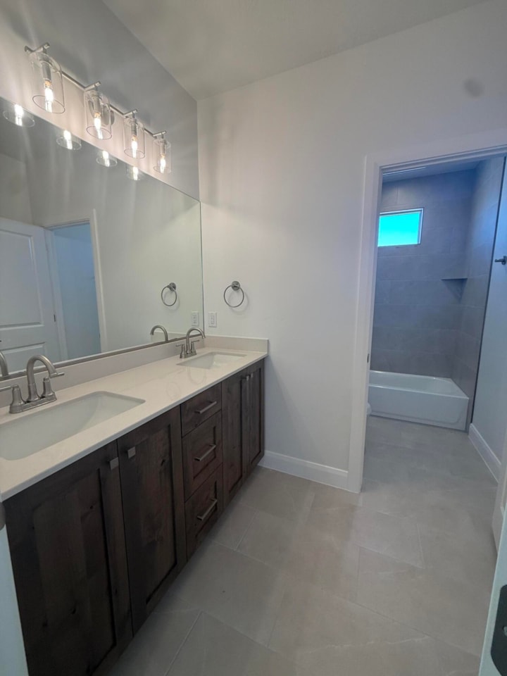 469 W Lanz CIR St George, UT 84790 home for sale, MLS#25-265523 - Erika Rogers Photo 21