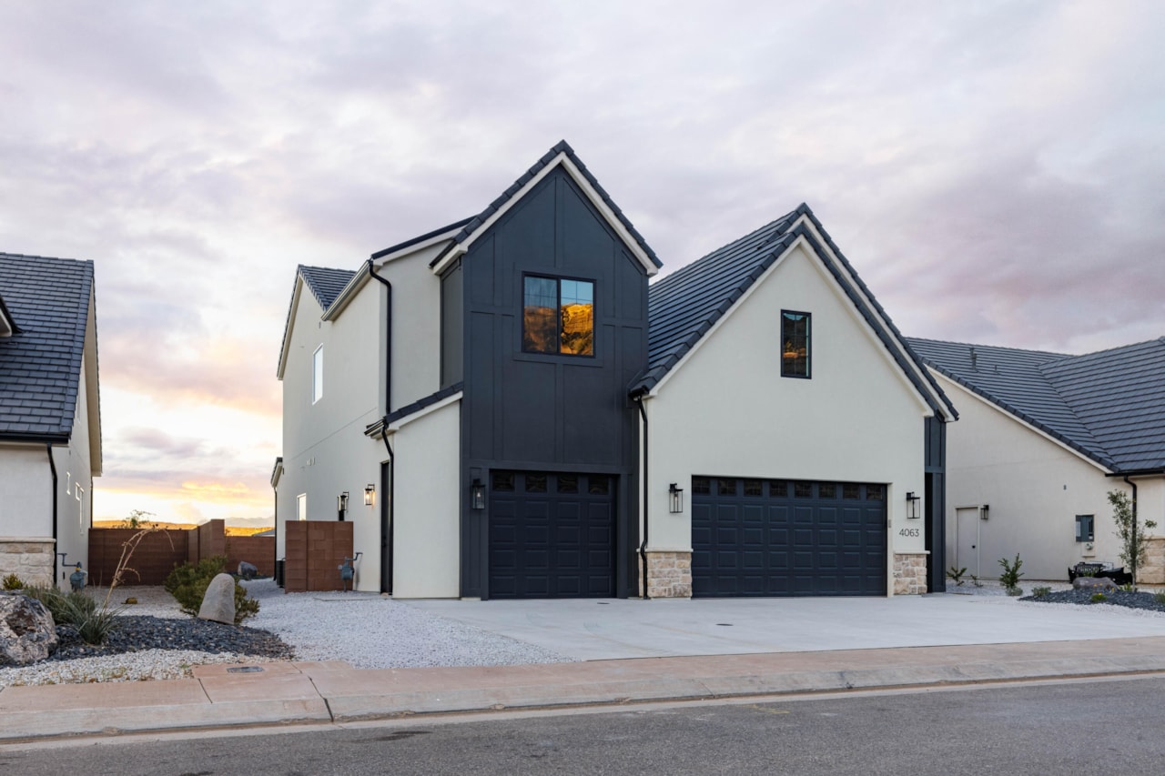 4063 E El Capitan Way St George, UT 84790 home for sale, MLS#25-267263 - Erika Rogers Photo 3