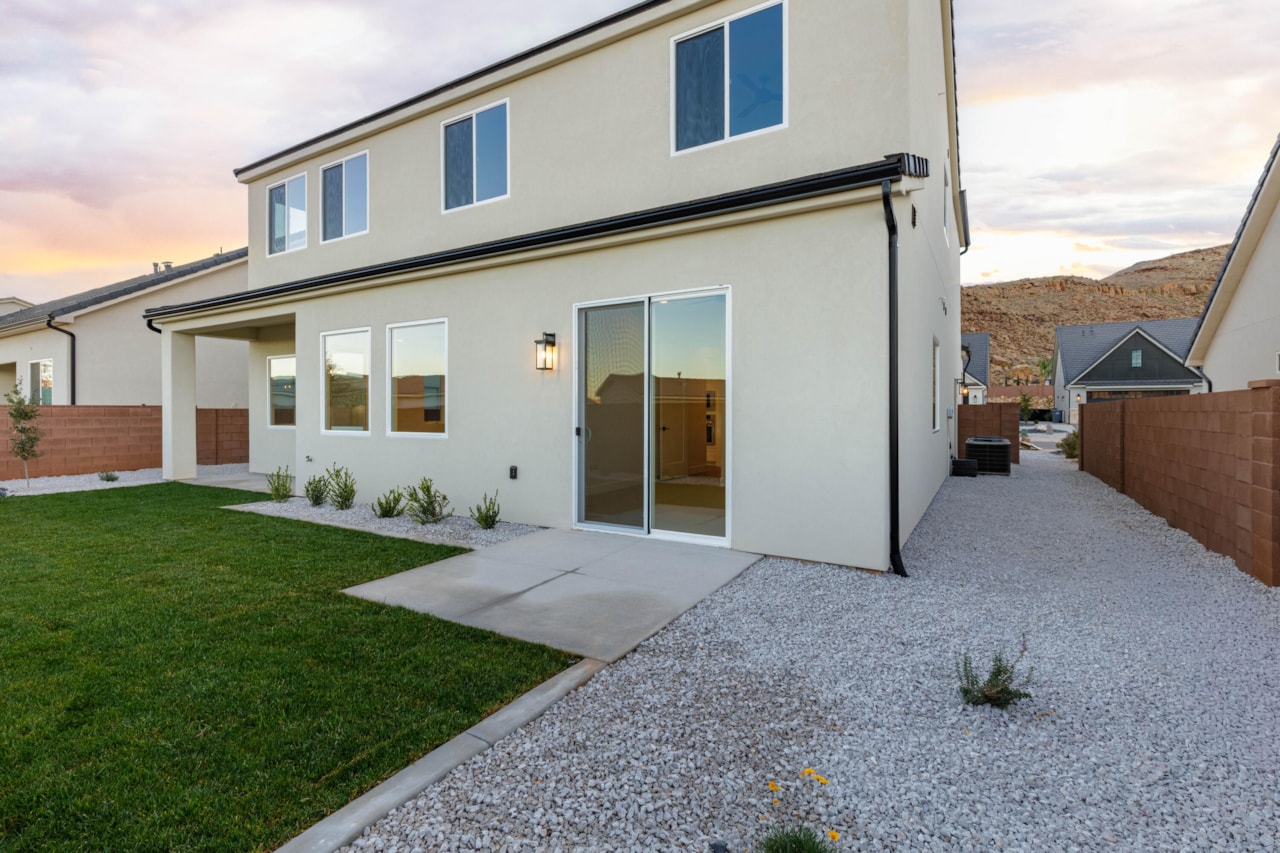 4063 E El Capitan Way St George, UT 84790 home for sale, MLS#25-267263 - Erika Rogers Photo 45