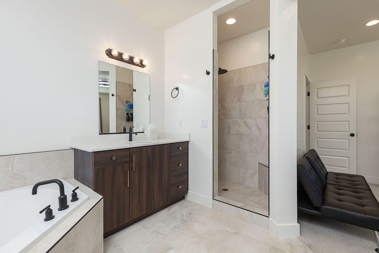 3012 S 3430 ST E St George, UT 84790 home for sale, MLS#25-267273 - Erika Rogers Photo 17