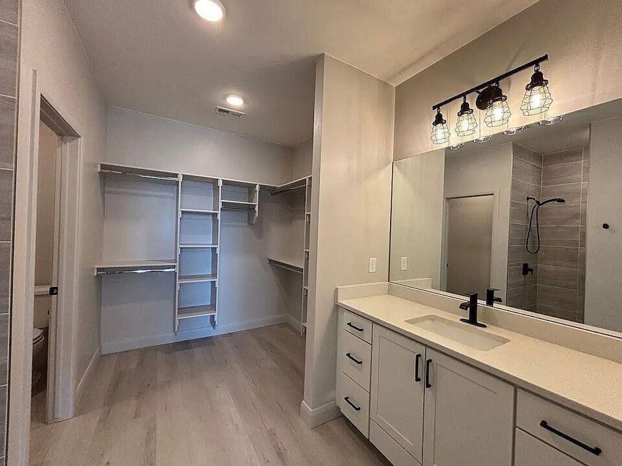 840 N Twin Lakes #414 St George, UT 84770 home for sale, MLS#25-267237 - Erika Rogers Photo 9