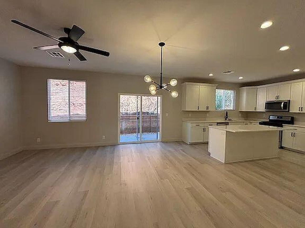 840 N Twin Lakes #414 St George, UT 84770 home for sale, MLS#25-267237 - Erika Rogers Photo 12