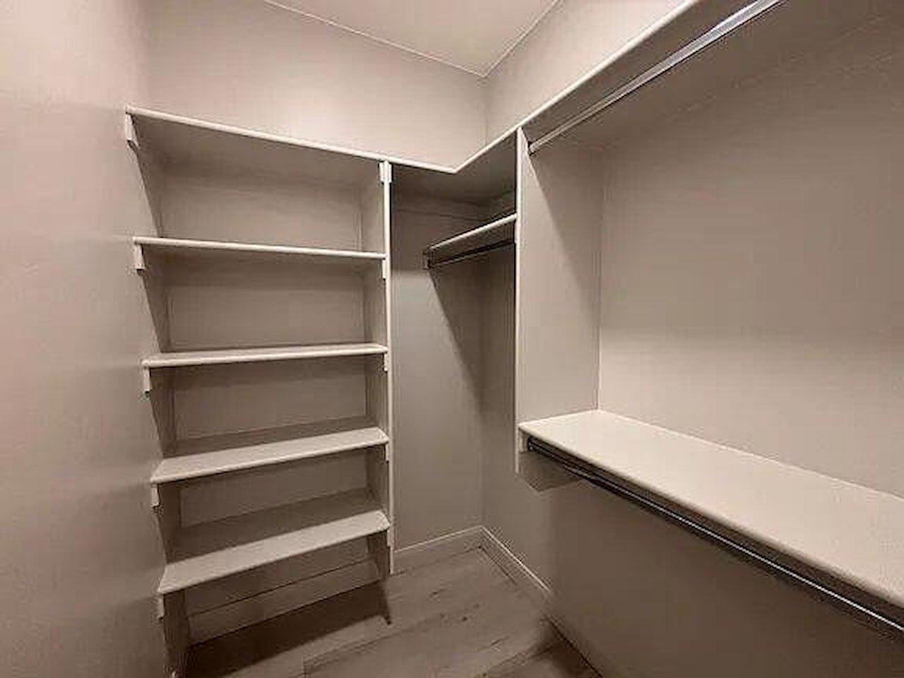 840 N Twin Lakes #414 St George, UT 84770 home for sale, MLS#25-267237 - Erika Rogers Photo 32