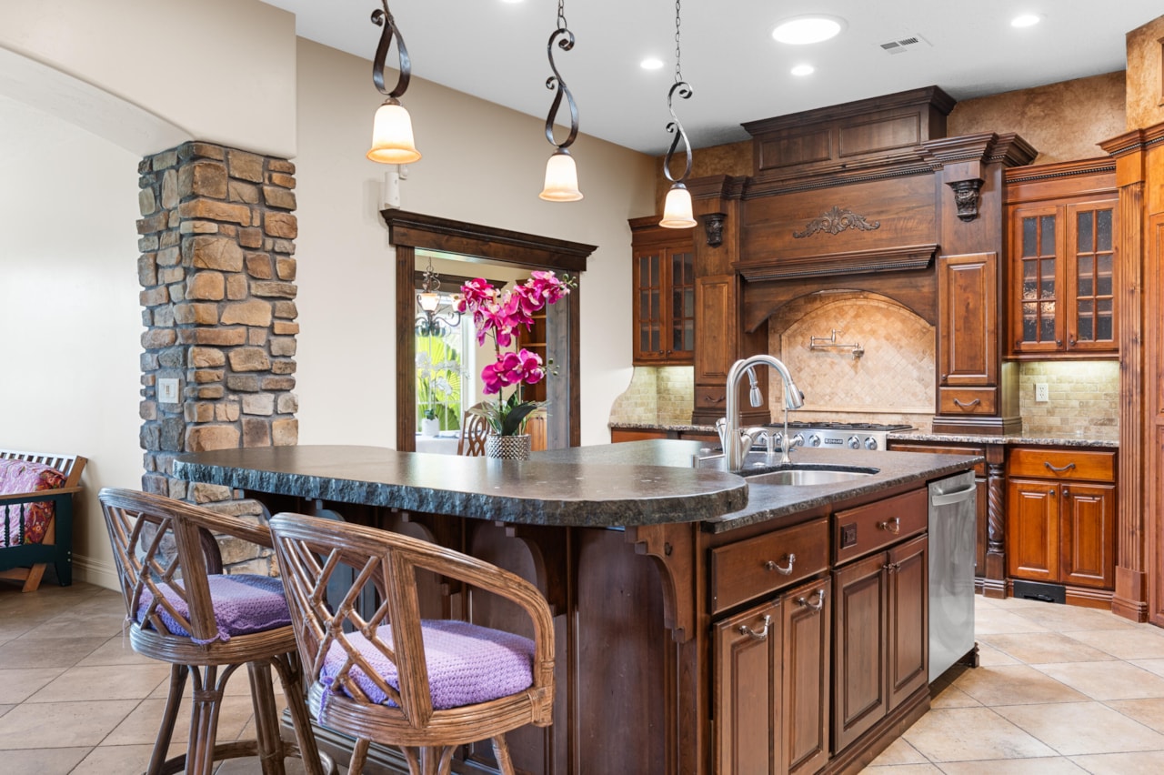 1394 N Boston RD Washington, UT 84780 home for sale, MLS#23-241684 - Erika Rogers Photo 10