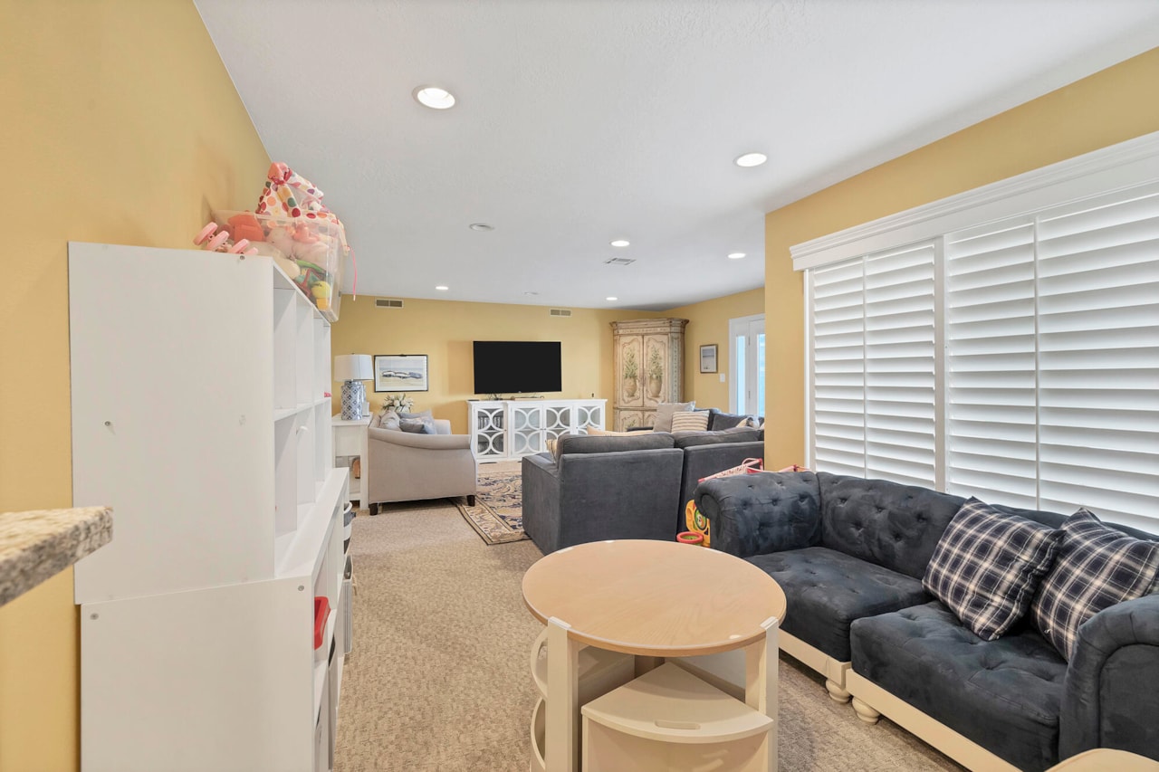 1845 W Canyon View #1503 St George, UT 84770 condo for sale, MLS#25-267275 - Erika Rogers Photo 12