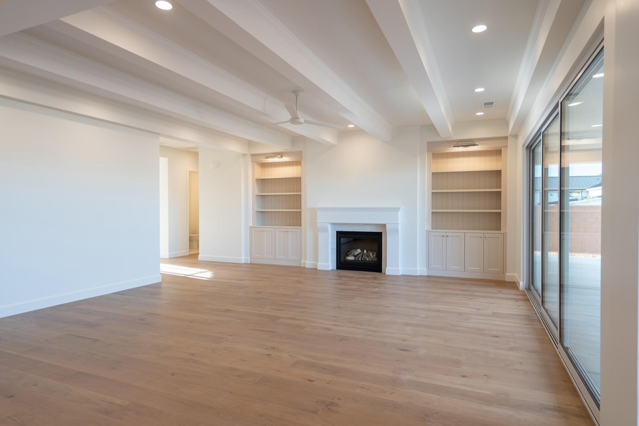 3174 Walnut Canyon DR Washington, UT 84780 home for sale, MLS#25-266109 - Erika Rogers Photo 8