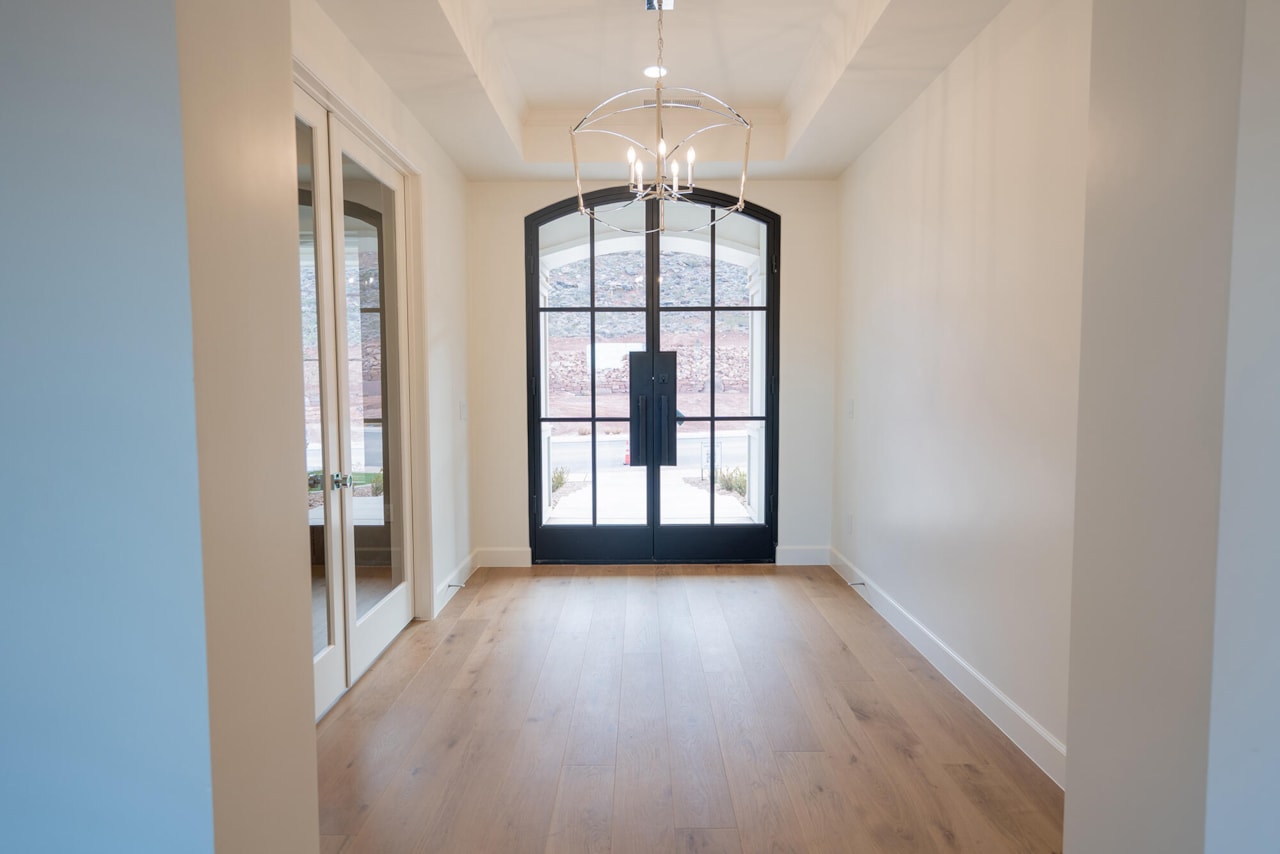 3174 Walnut Canyon DR Washington, UT 84780 home for sale, MLS#25-266109 - Erika Rogers Photo 12