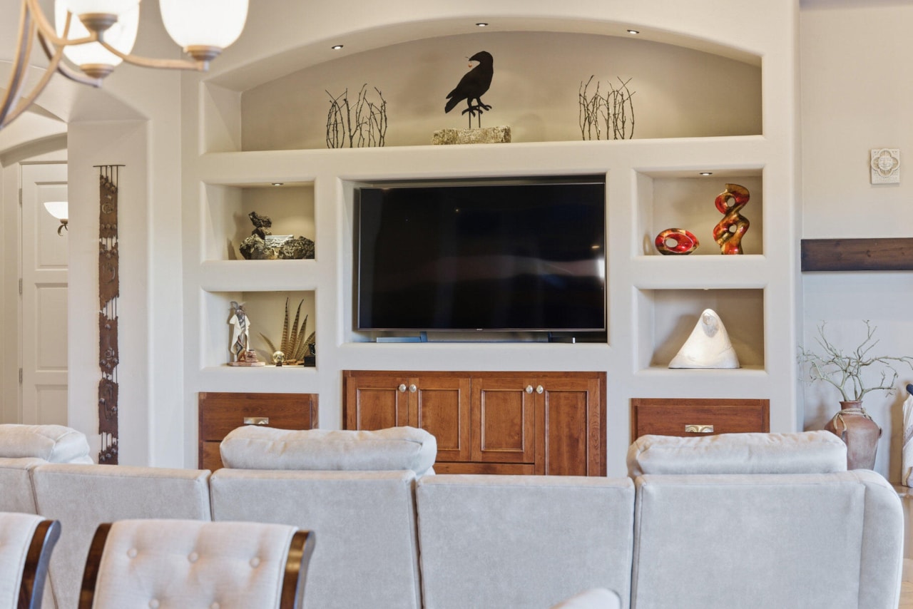 41 Boulder CIR Santa Clara, UT 84765 home for sale, MLS#25-267283 - Erika Rogers Photo 6