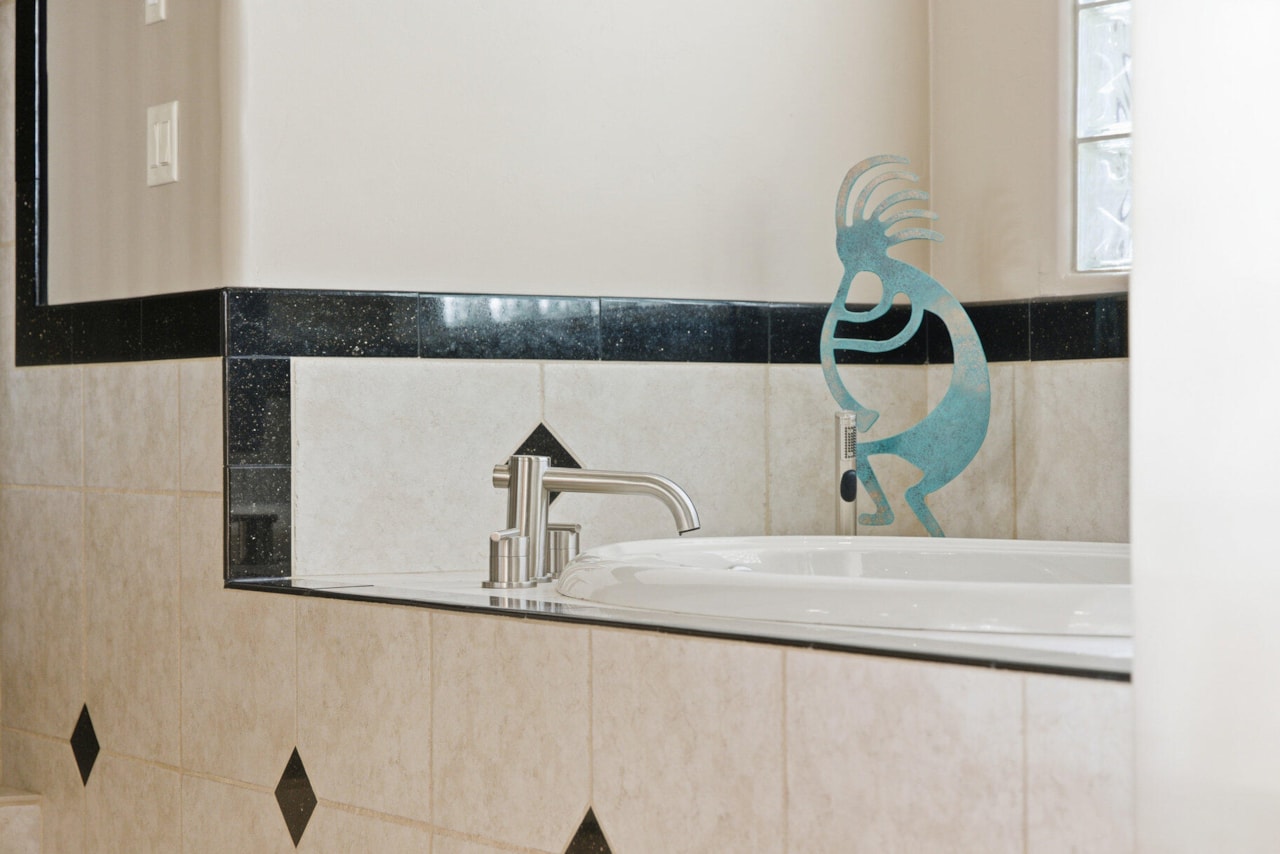 41 Boulder CIR Santa Clara, UT 84765 home for sale, MLS#25-267283 - Erika Rogers Photo 10