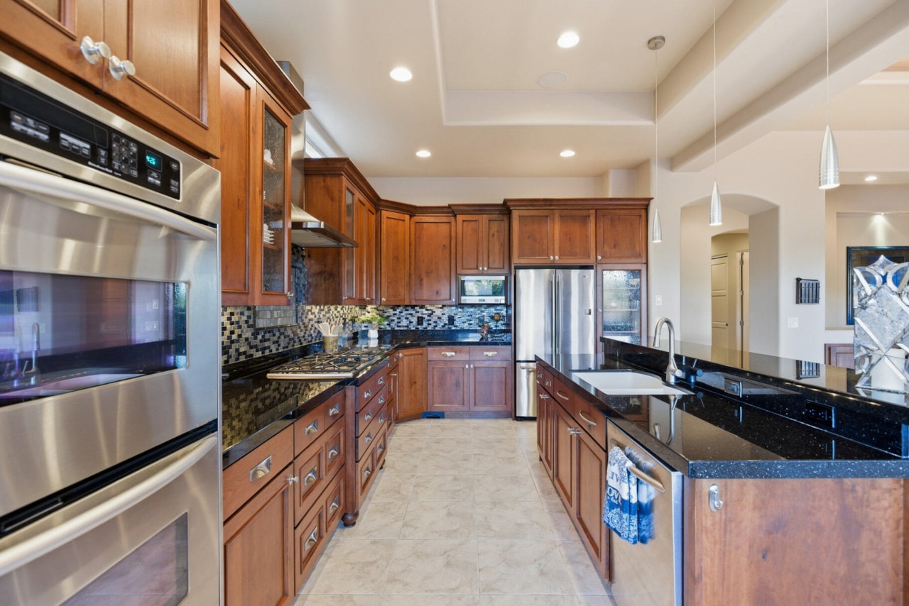 41 Boulder CIR Santa Clara, UT 84765 home for sale, MLS#25-267283 - Erika Rogers Photo 26