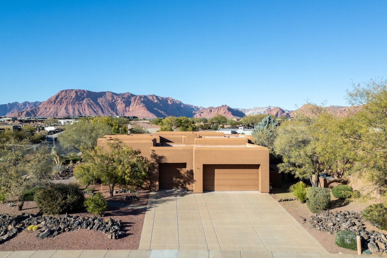 41 Boulder CIR Santa Clara, UT 84765 home for sale, MLS#25-267283 - Erika Rogers Photo 42