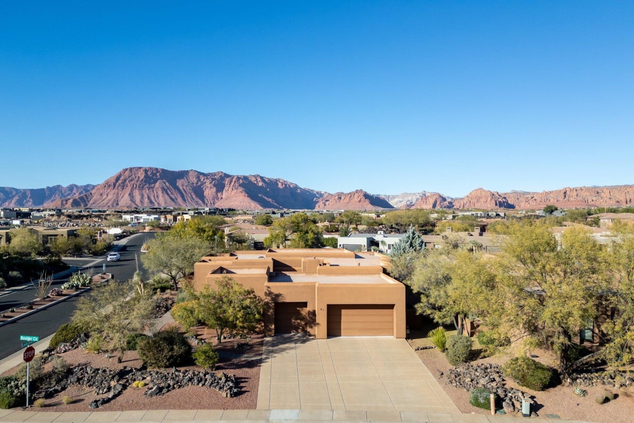 41 Boulder CIR Santa Clara, UT 84765 home for sale, MLS#25-267283 - Erika Rogers Photo 45