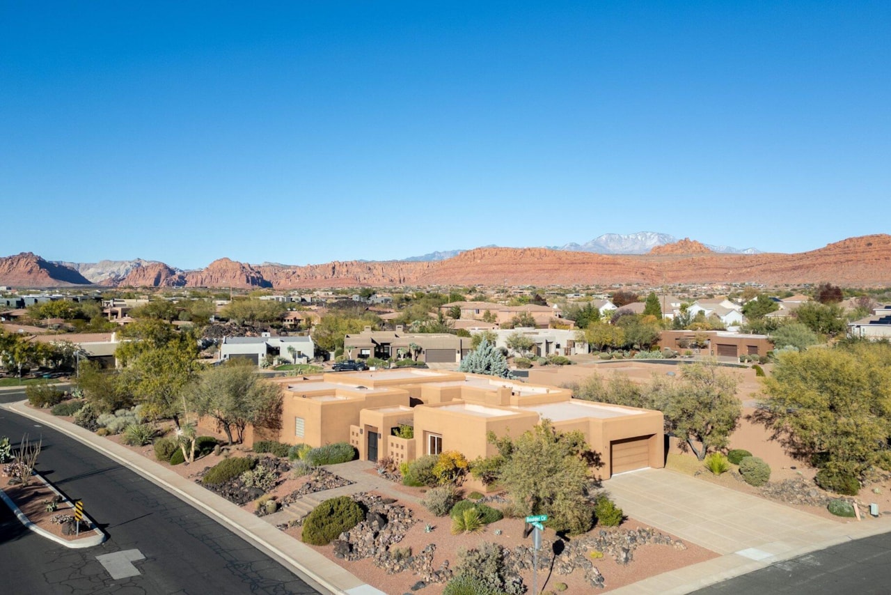 41 Boulder CIR Santa Clara, UT 84765 home for sale, MLS#25-267283 - Erika Rogers Photo 49