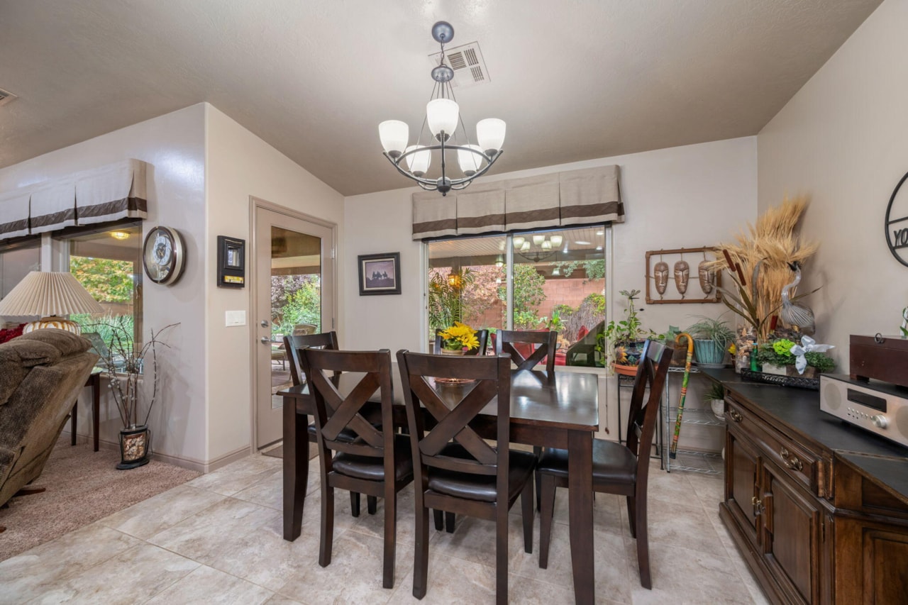 4087 S Signature Way Washington, UT 84780 home for sale, MLS#25-267038 - Erika Rogers Photo 18