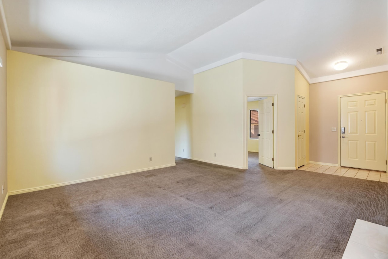 301 S 1200  E #58 St George, UT 84790 home for sale, MLS#25-267300 - Erika Rogers Photo 3