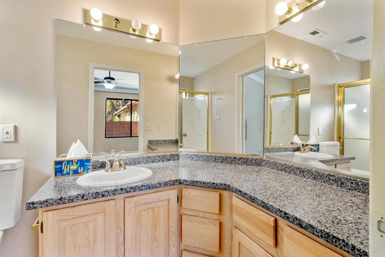 301 S 1200  E #58 St George, UT 84790 home for sale, MLS#25-267300 - Erika Rogers Photo 13