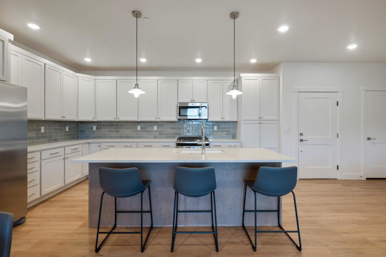 757 W Periwinkle LN #210 St George, UT 84790 condo for sale, MLS#25-267305 - Erika Rogers Photo 9