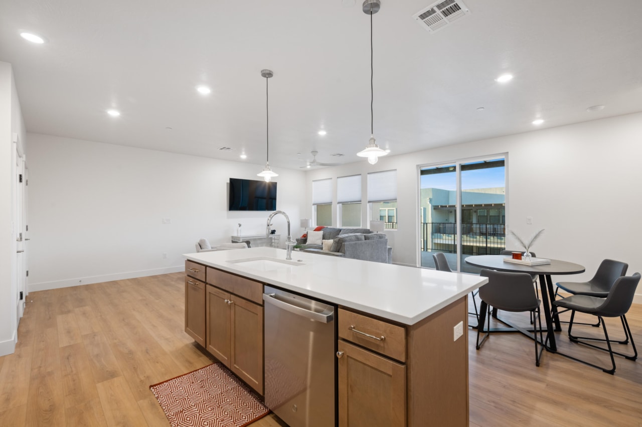 757 W Periwinkle LN #210 St George, UT 84790 condo for sale, MLS#25-267305 - Erika Rogers Photo 12