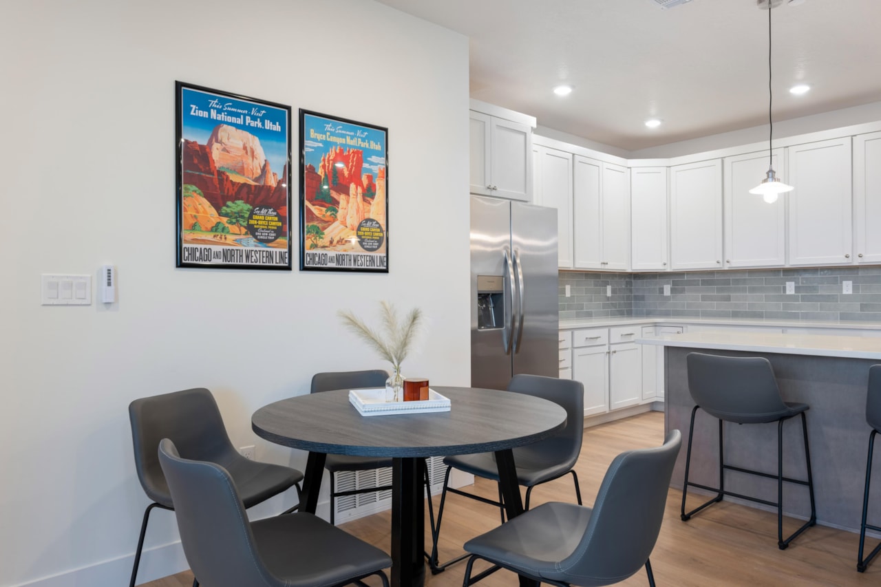 757 W Periwinkle LN #210 St George, UT 84790 condo for sale, MLS#25-267305 - Erika Rogers Photo 13