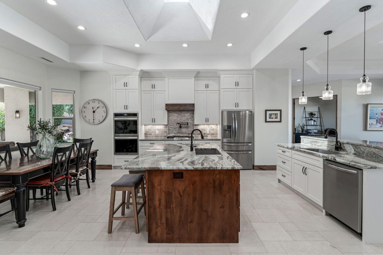 2054 E Topaz Way St George, UT 84790 home for sale, MLS#25-267093 - Erika Rogers Photo 16