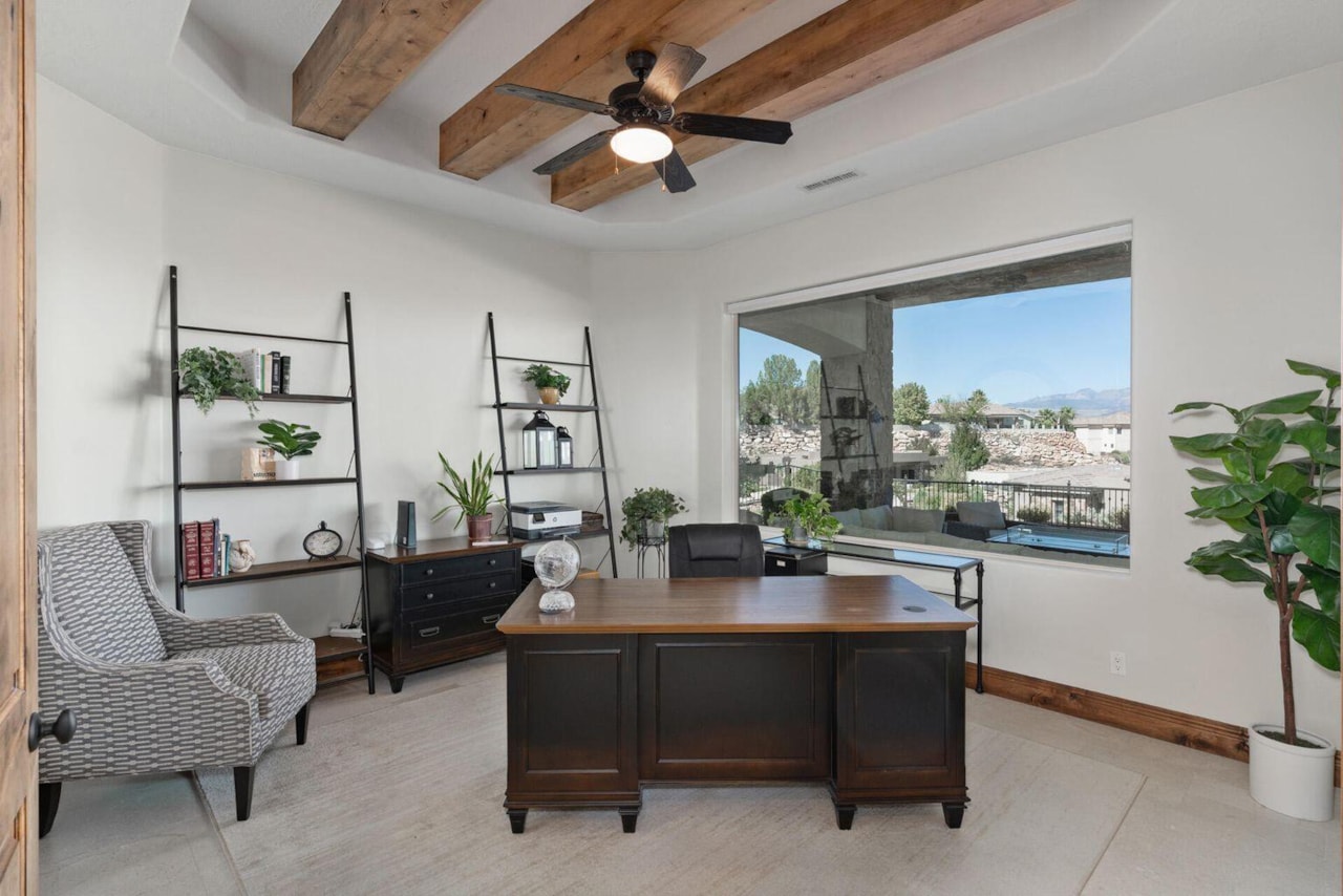 2054 E Topaz Way St George, UT 84790 home for sale, MLS#25-267093 - Erika Rogers Photo 37