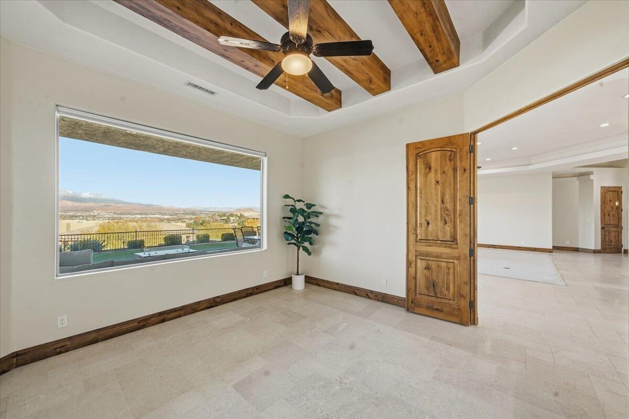 2054 E Topaz Way St George, UT 84790 home for sale, MLS#25-267093 - Erika Rogers Photo 38