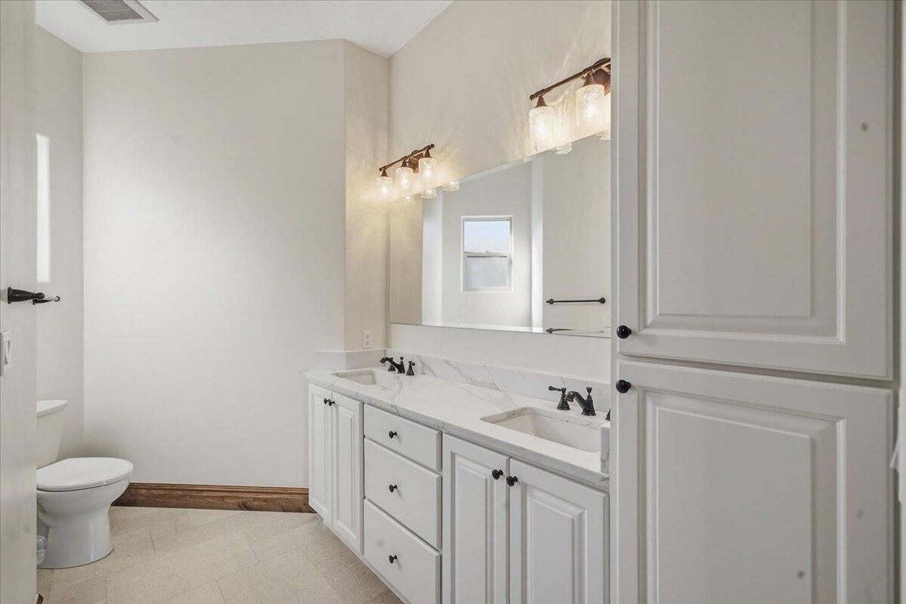 2054 E Topaz Way St George, UT 84790 home for sale, MLS#25-267093 - Erika Rogers Photo 42