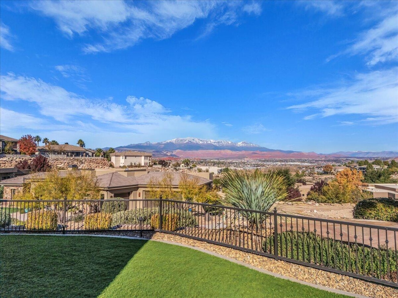 2054 E Topaz Way St George, UT 84790 home for sale, MLS#25-267093 - Erika Rogers Photo 65