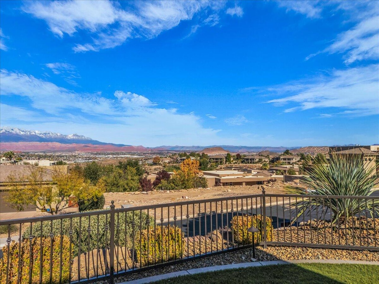 2054 E Topaz Way St George, UT 84790 home for sale, MLS#25-267093 - Erika Rogers Photo 67
